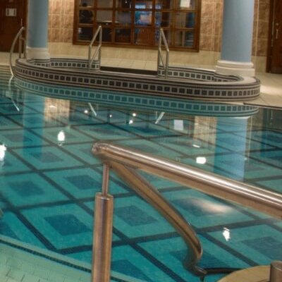 Swimming pool mobile www.midletonpark.com_v3